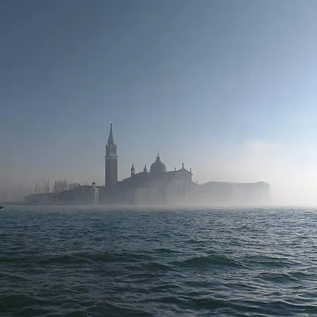 Venezianischer Palazzo Mit Kostenlosen Wlan Naehe Markusplatz Exterior foto