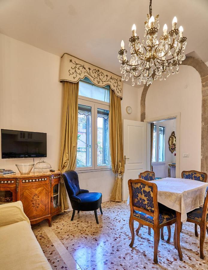 Apartment Venezianischer Palazzo Mit Kostenlosen Wlan Nähe Markusplatz *